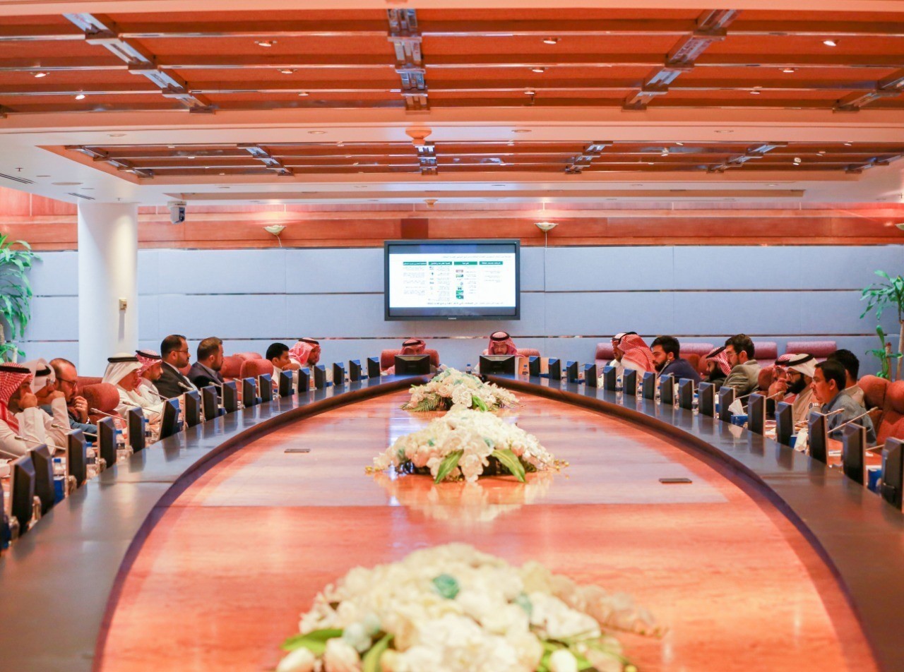 ورشة عمل بعنوان " الفرص في قطاع شركات خدمات كفاءة "